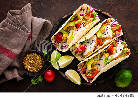 Mexican tacos with chicken meat Mexican tacos with chicken meat 45484889