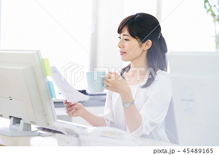 ビジネスウーマン ビジネスウーマン 45489165