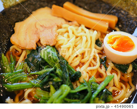 豚骨醤油ラーメン / Tonkotsu Shoyu Ramen 豚骨醤油ラーメン / Tonkotsu Shoyu Ramen 45490065