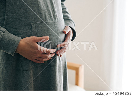 妊婦 妊娠 マタニティフォト お腹 妊娠後期 45494855