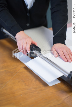 カッター 45495405