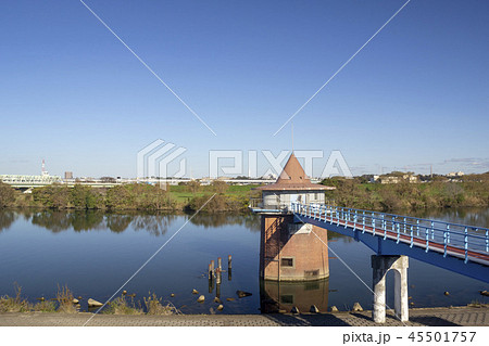 金町浄水場の第２取水塔 45501757