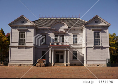 岡山県総合グラウンドクラブ（国登録登録有形文化財） 45511981