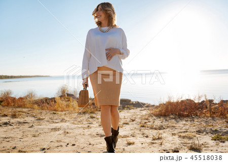 Woman feeling active and cheerful during the pregnancy 45518038