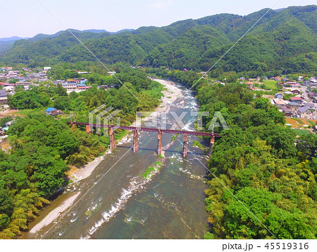 上空から眺めた「荒川橋梁」〜ドローンで空撮（埼玉県秩父郡長瀞町長瀞･皆野町下田野） 45519316