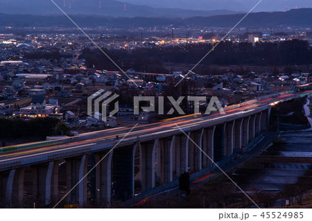 長野県　佐久平パーキングエリアからの高速道路 45524985