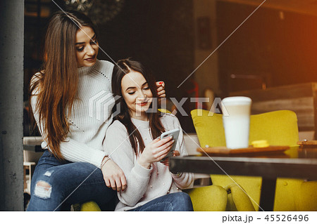 girls in cafe 45526496