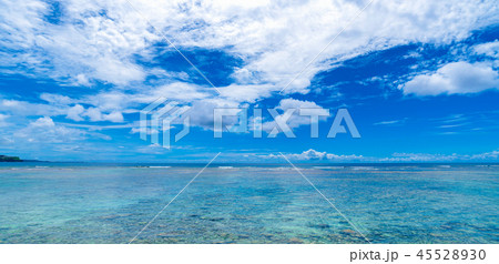 グアム ガンビーチ の写真素材 45528930 Pixta