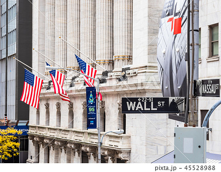 ニューヨーク　ウォール街 45528988