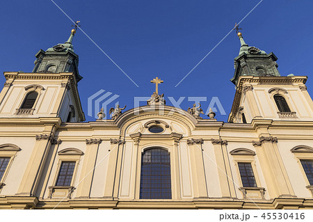 Detail of facade of the Basilica of the Holy Cross 45530416