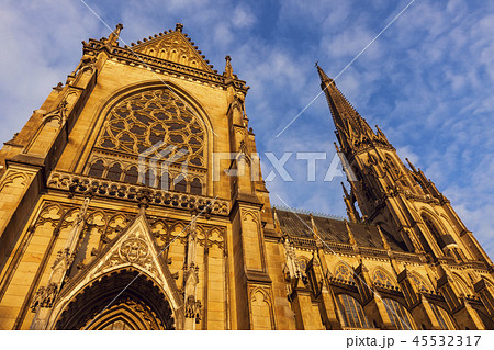 New Cathedral in Linz. 45532317