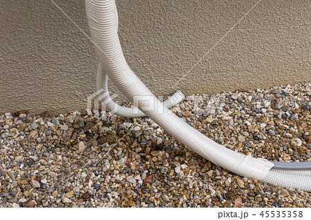 エアコンの配管の工事 45535358