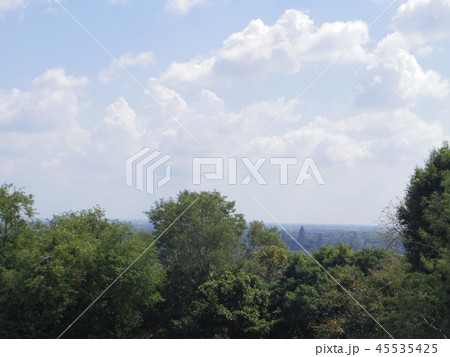 ANGKOR WAT FROM PHNOM BAKHENG 45535425