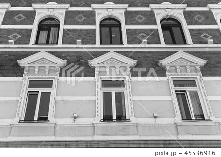facade with windows 45536916