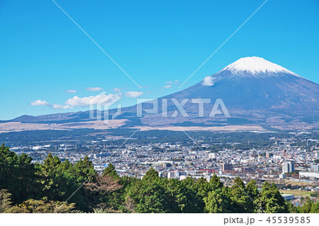 御殿場市から見る富士山 45539585