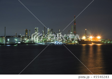 横浜市磯子湾 【神奈川県】 工場夜景 45540283