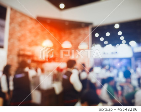 Blurry background coffee shop and crowd Blurry background coffee shop and crowd 45543286