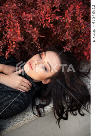Autumn Woman Portrait. 45543612