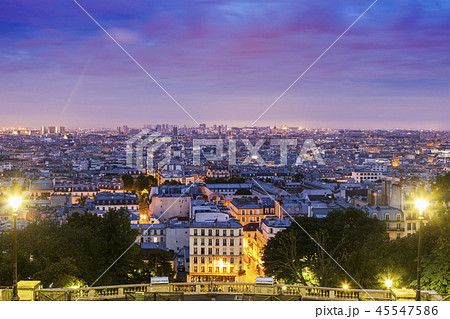 Paris panorama seen from Montmartre at sunrise 45547586