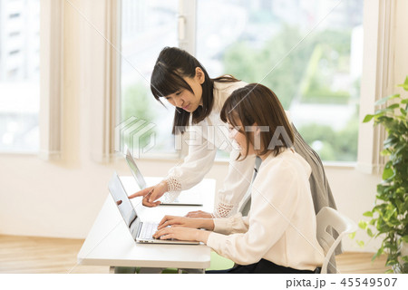 カジュアルビジネス 45549507