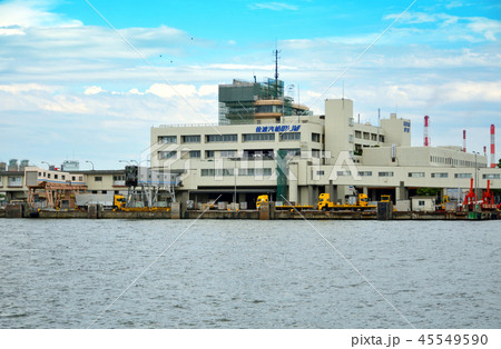新潟市内散歩:万代島フェリーターミナル 新潟市内散歩:万代島フェリーターミナル 45549590