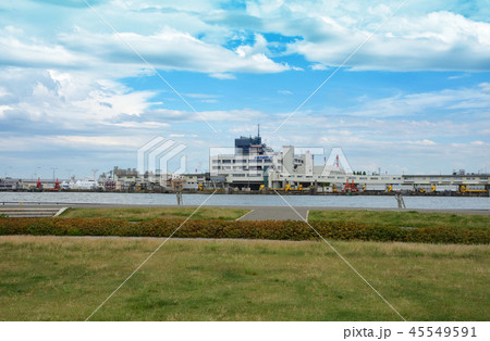新潟市内散歩:万代島フェリーターミナル 新潟市内散歩:万代島フェリーターミナル 45549591