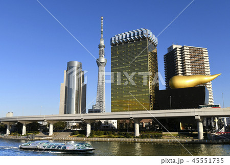 日本の東京都市景観 東京スカイツリーや水上バス(ヒミコ)、隅田川などを望む 日本の東京都市景観 東京スカイツリーや水上バス(ヒミコ)、隅田川などを望む 45551735