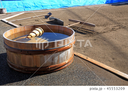 輪島塩　塩田　撮影協力株式会社輪島製塩　 45553209