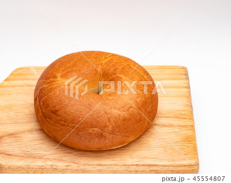 begal on wood plate 45554807