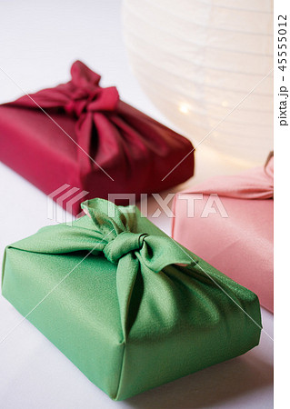 風呂敷包みと提灯ランプシェード 風呂敷包みと提灯ランプシェード 45555012