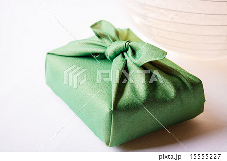 風呂敷包みと提灯ランプシェード 風呂敷包みと提灯ランプシェード 45555227