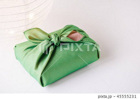 風呂敷包みと提灯ランプシェード 風呂敷包みと提灯ランプシェード 45555231