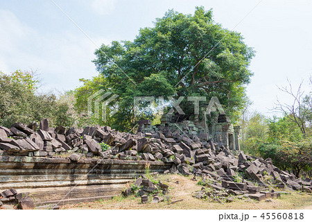 世界遺産アンコール遺跡群 ベンメリア遺跡(Beng Mealea) カンボジア・シェムリアップ 世界遺産アンコール遺跡群 ベンメリア遺跡(Beng Mealea) カンボジア・シェムリアップ 45560818