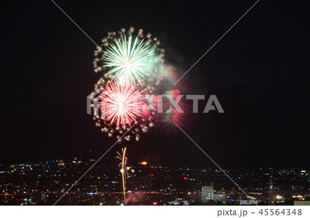 石和温泉花火大会と夜景(大蔵経寺山) 石和温泉花火大会と夜景(大蔵経寺山) 45564348