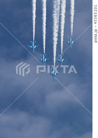 青い衝撃 45565101