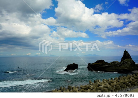 羅臼町から見た国後島 45579093