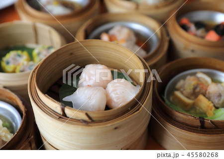 Dim sum on wood basket , Chinese food 45580268