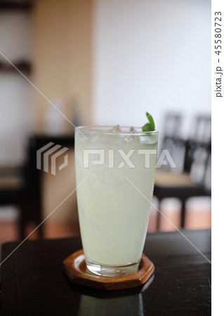 Japanese lemonade on wood background 45580723
