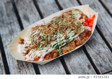 Takoyaki on wood background Takoyaki on wood background 45581281