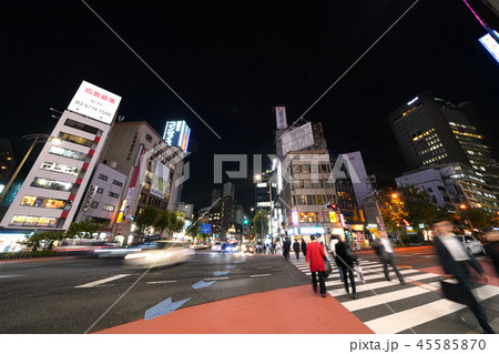 日本の東京都市景観　「駿河台下」交差点や神田神保町など街並みを望む（右に神田駿河台の明治大学） 45585870