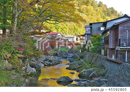 【洞川温泉 洞川 (紅葉)】 奈良県吉野郡天川村洞川 45592805