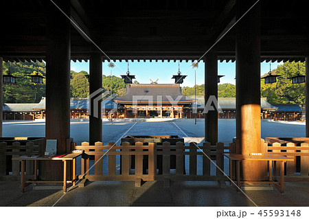 【橿原神宮 本殿】 (高解像度版) 奈良県橿原市久米町９３４ 45593148