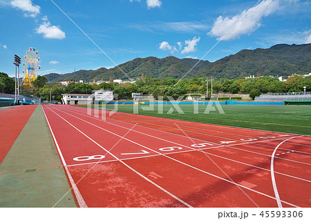 陸上競技場 45593306