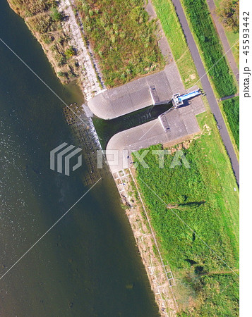 多摩川の「樋門」〜ドローンで空撮（東京都立川市錦町5丁目） 45593442