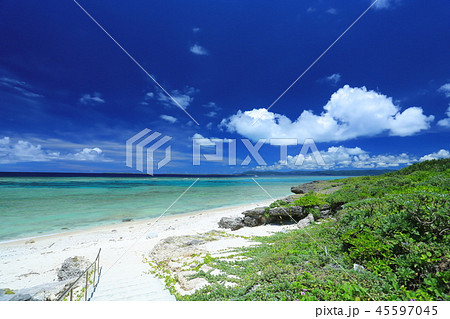 黒島の仲本海岸 45597045