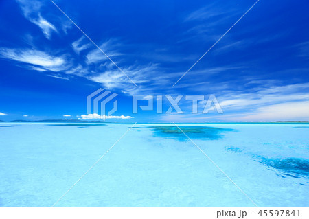 エメラルドの海、黒島沖 エメラルドの海、黒島沖 45597841