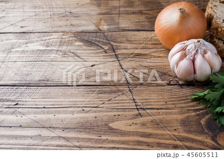 Head of garlic, onion and parsley Head of garlic, onion and parsley 45605511