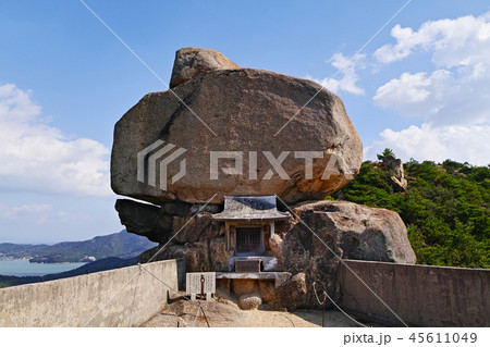 【小豆島】重ね岩・重岩（小瀬石鎚神社） 45611049