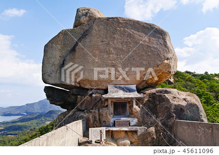 【小豆島】重ね岩・重岩(小瀬石鎚神社) 【小豆島】重ね岩・重岩(小瀬石鎚神社) 45611096