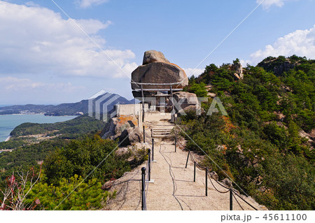 【小豆島】重ね岩・重岩(小瀬石鎚神社) 【小豆島】重ね岩・重岩(小瀬石鎚神社) 45611100